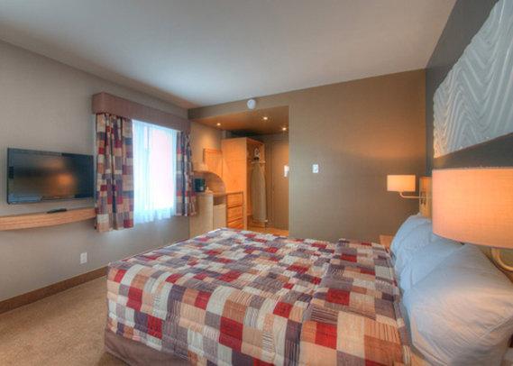 Econo Hotel 2*